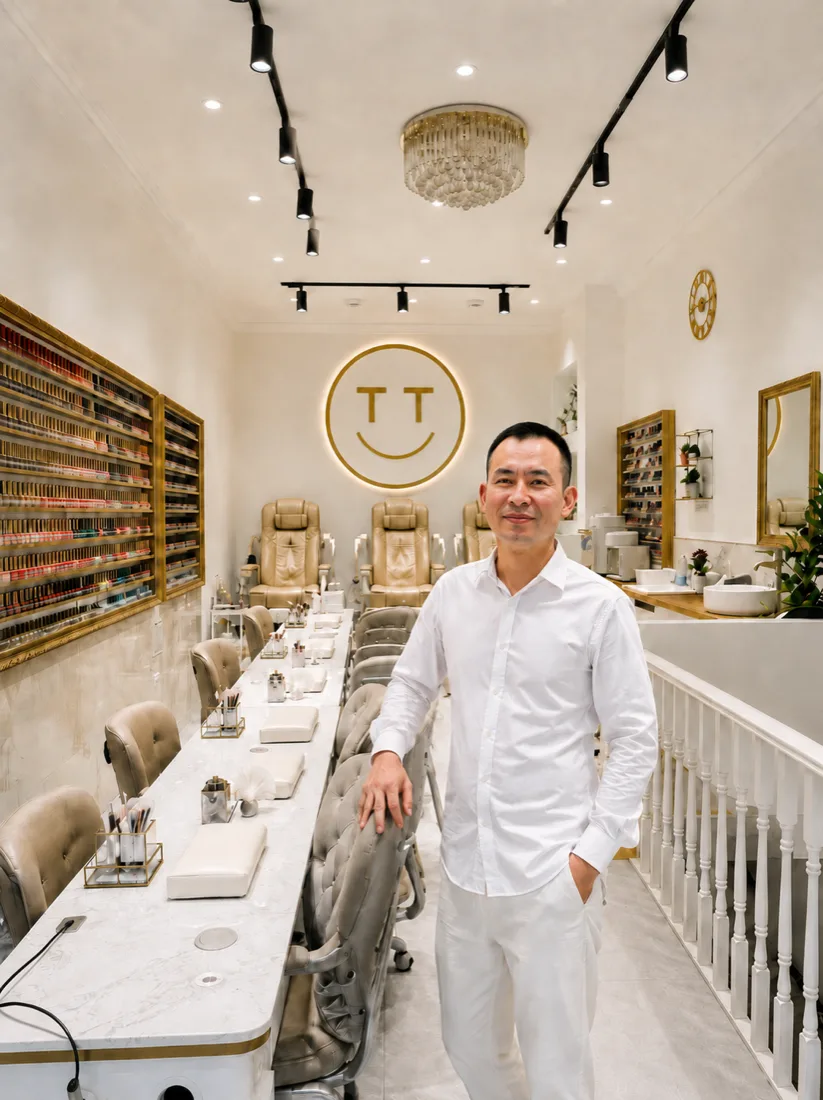 Mr. Tii &ndash; owner of Skye Nails & Beauty